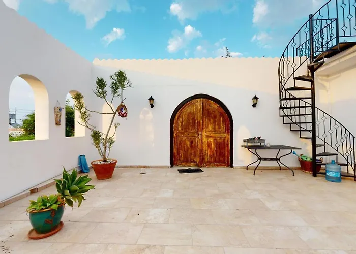 Tranquillity By Holidaykeys Kyrenia (Northern Cyprus)