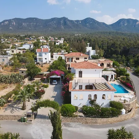 Villa Tranquillity By Holidaykeys