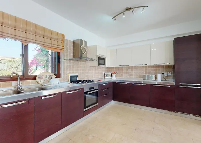 Villa Tranquillity By Holidaykeys Kyrenia (Northern Cyprus)