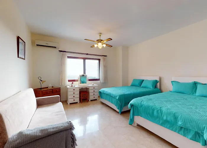 Tranquillity By Holidaykeys Villa