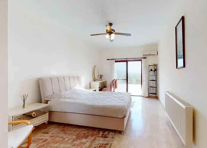 Villa Tranquillity By Holidaykeys Kyrenia (Northern Cyprus)