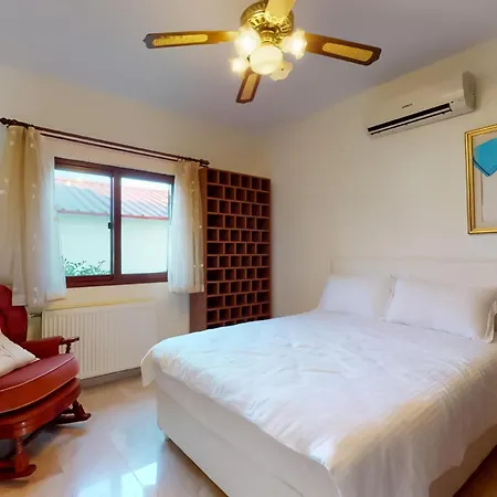 Villa Tranquillity By Holidaykeys Kyrenia (Northern Cyprus)